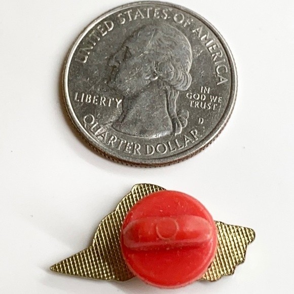 Vintage Locomotive Train Lapel Pin Pinback hat‎ vest backpack pin 80’s train - Picture 3 of 3